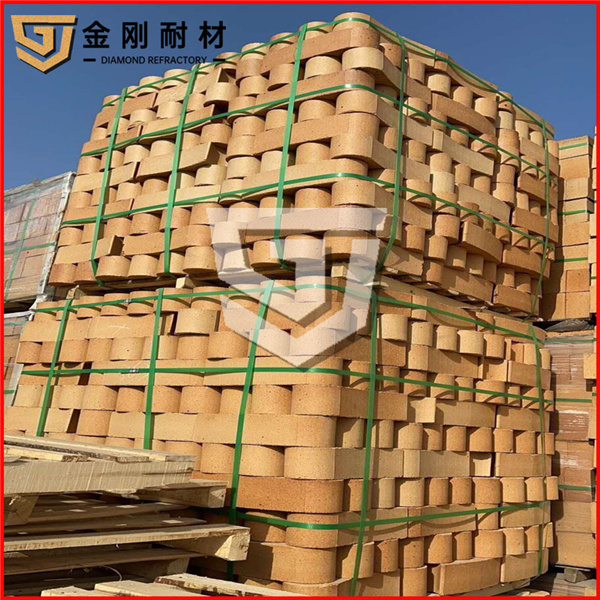 萬能（néng）弧形粘土耐火磚（zhuān）